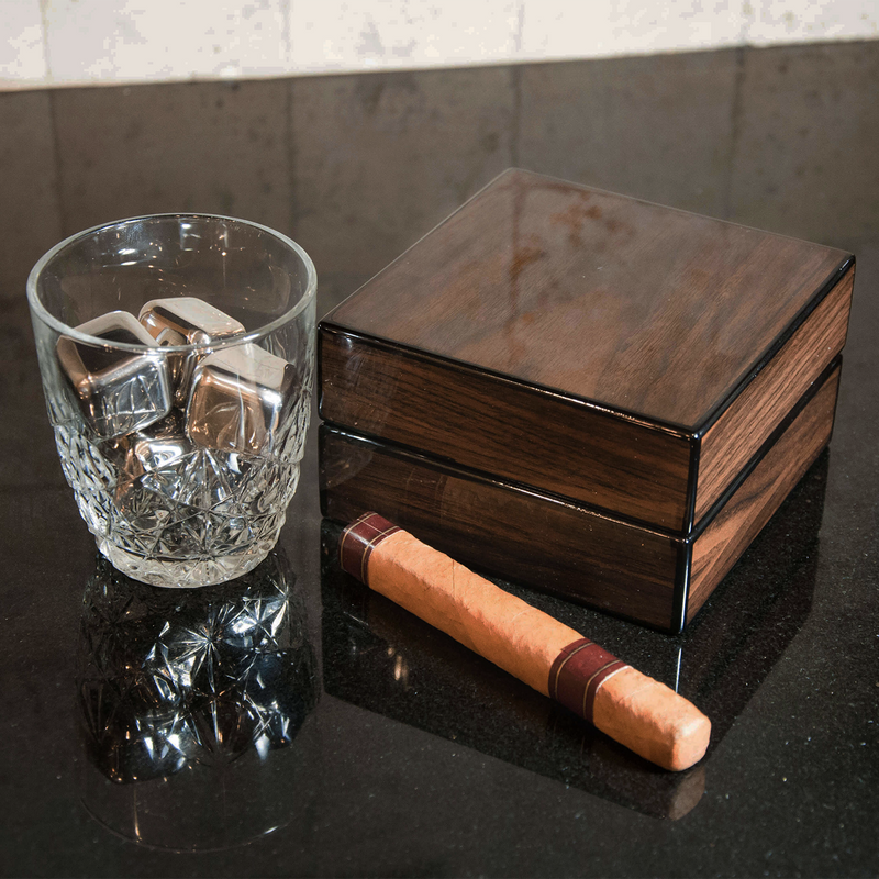 High Gloss Walnut Wood Foldable Ashtray Set